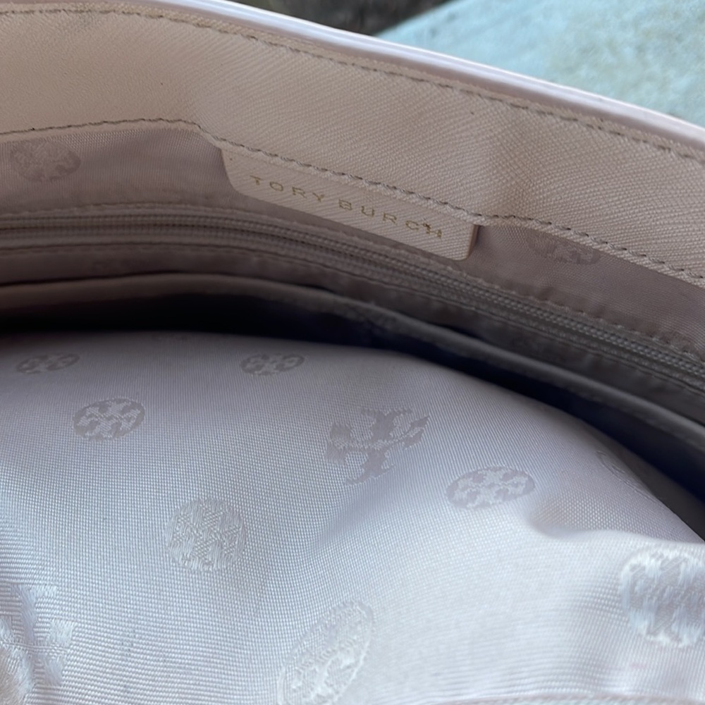 Tory Burch Small York Tote - Picture 8 of 9
